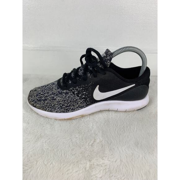 Nike Flex Contact Women’s Size 6.5 Black White Oreo Workout Shoes 908995-002 - Picture 4 of 10